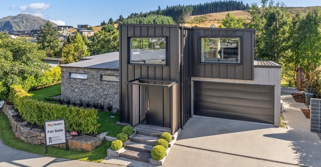 4 Takahe Drive, Wakaka set record price for Kirimoko Park