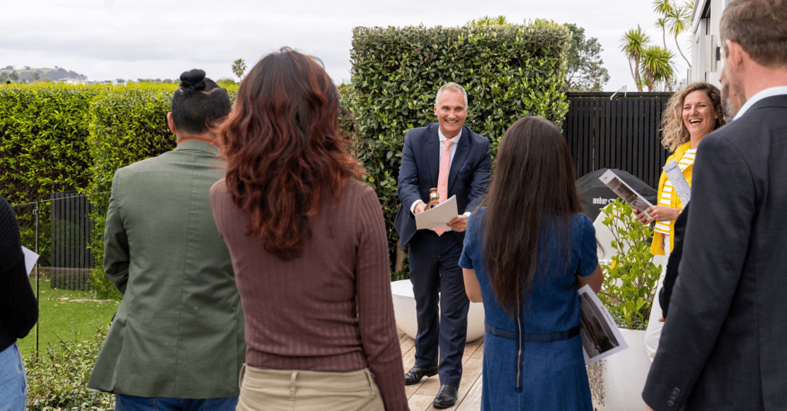 Clock Is Ticking, Last Possible Day to List Your House to Sell Before Christmas
